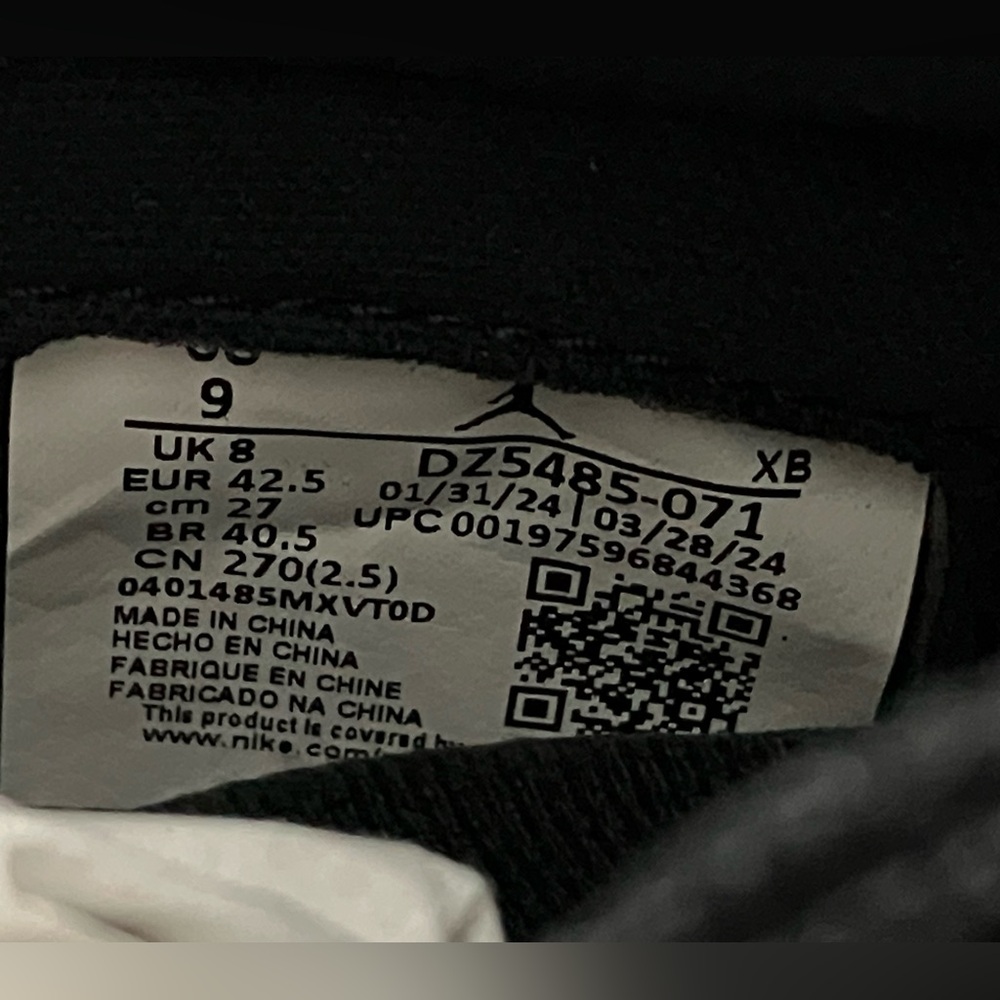 Nike Air Jordan 1 Retro OG High Black & Gold Shoes BRAND NEW Sneakers OG All! - Picture 4 of 8
